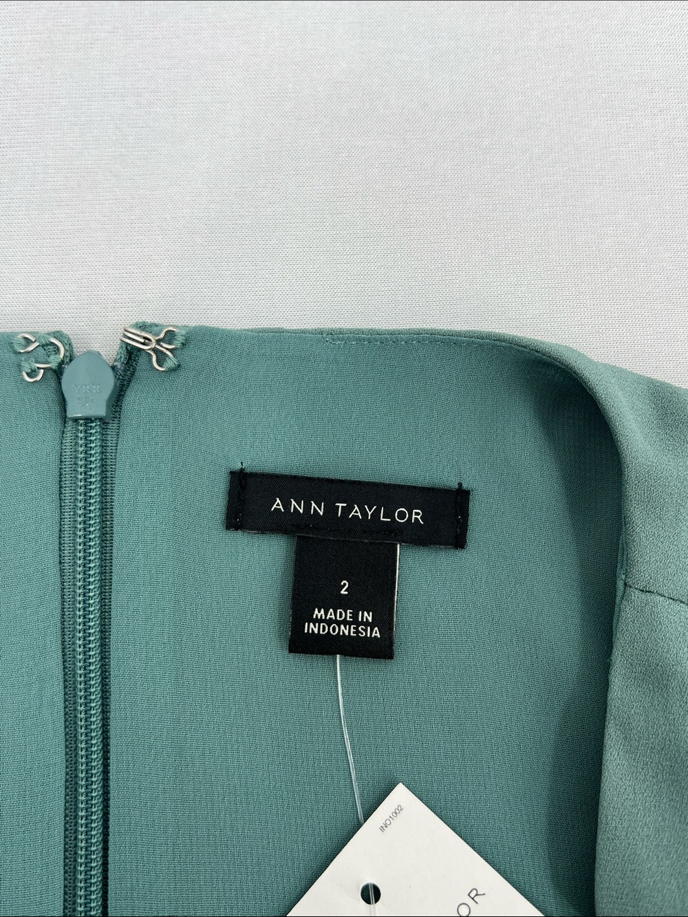 Ann Taylor Sage Green wedding guest fit & flare Tie Waist Dress flutter sleeve 2 - Picture 8 of 12
